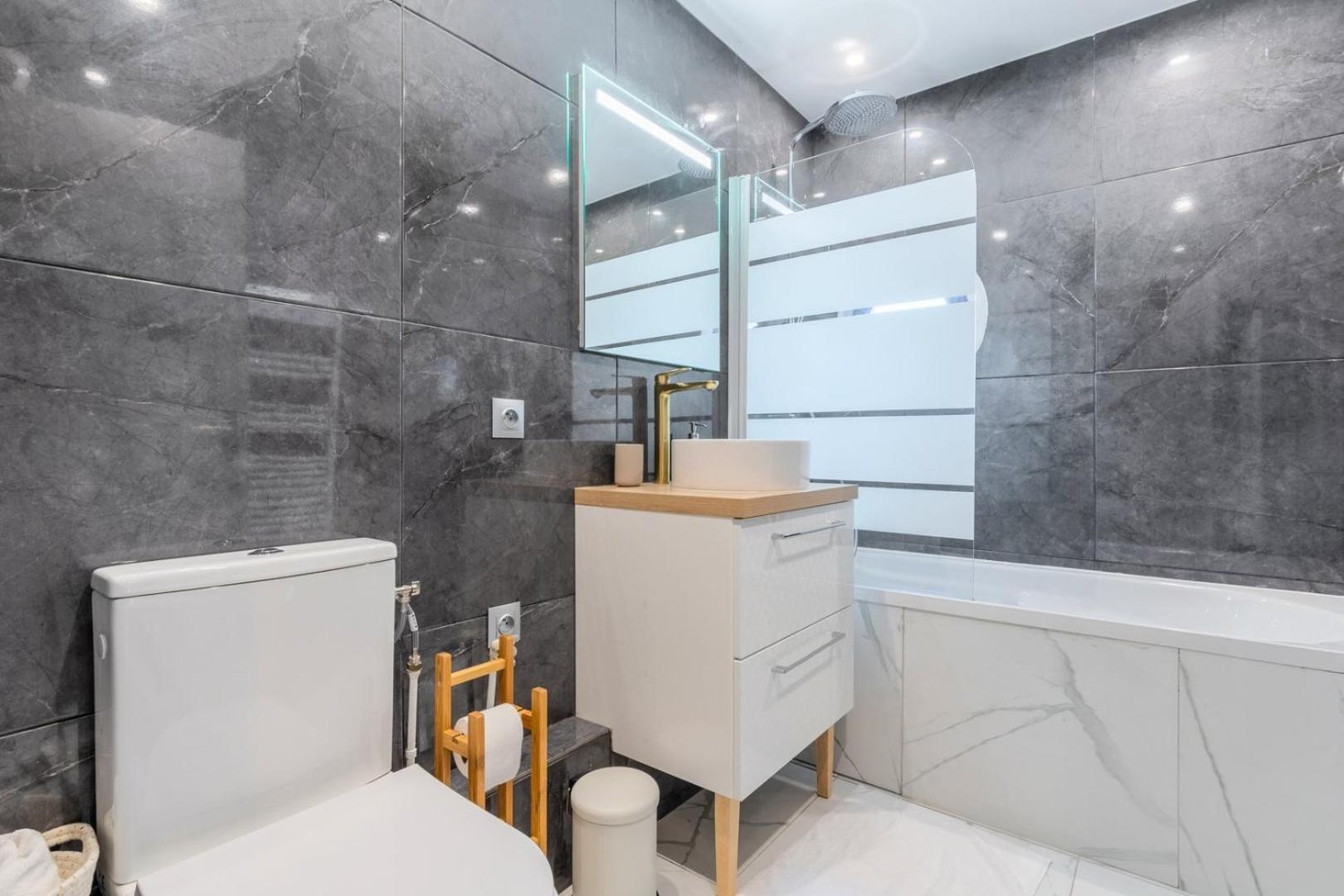 Lille Hypercentre Equipped Studio For 2 People! ภายนอก รูปภาพ